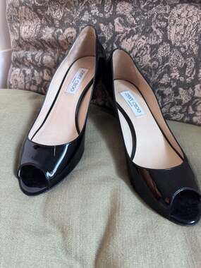 Jimmy Choo Black Patent Leather Peep Toe Kitten Heel Pumps Made in Italy